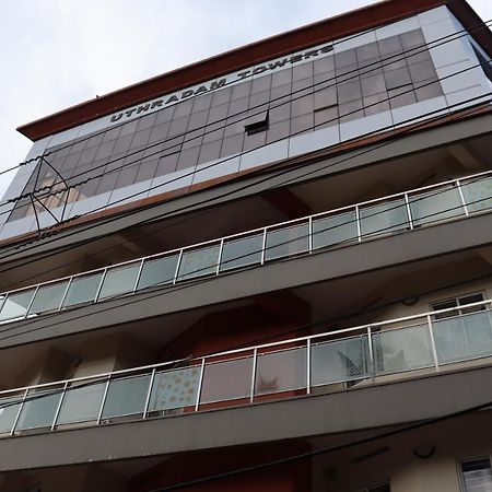 Uthradam Towers Otel Thiruvananthapuram Dış mekan fotoğraf